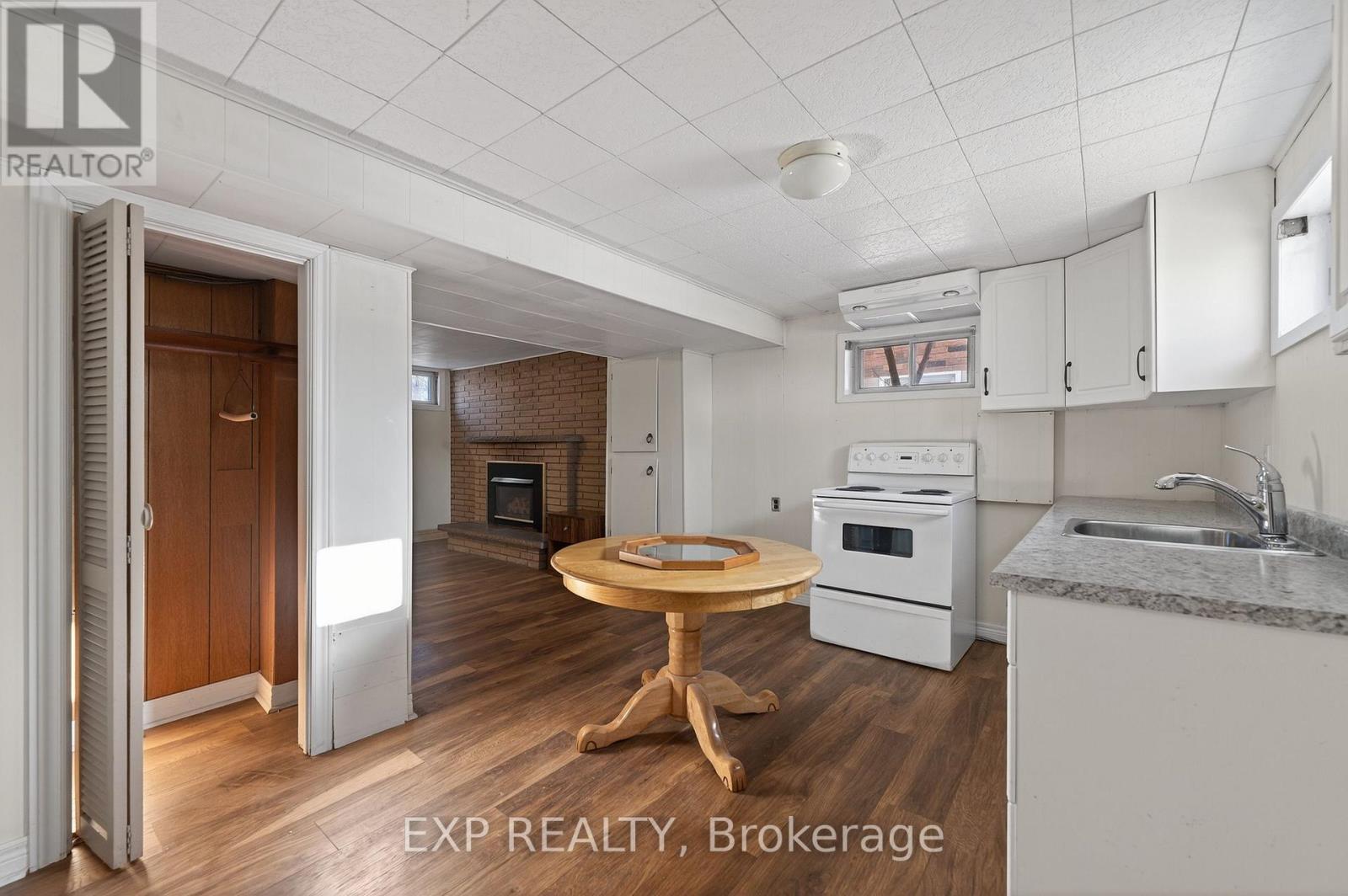 55 Parkdale Drive, Thorold, Ontario  L2V 2N7 - Photo 25 - X12853820