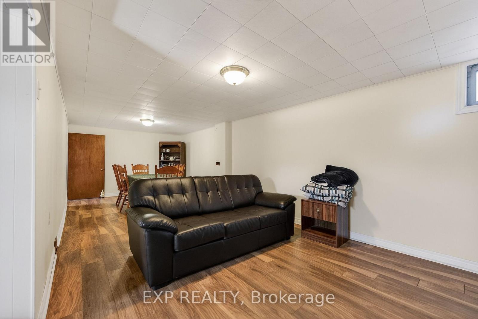 55 Parkdale Drive, Thorold, Ontario  L2V 2N7 - Photo 28 - X12853820