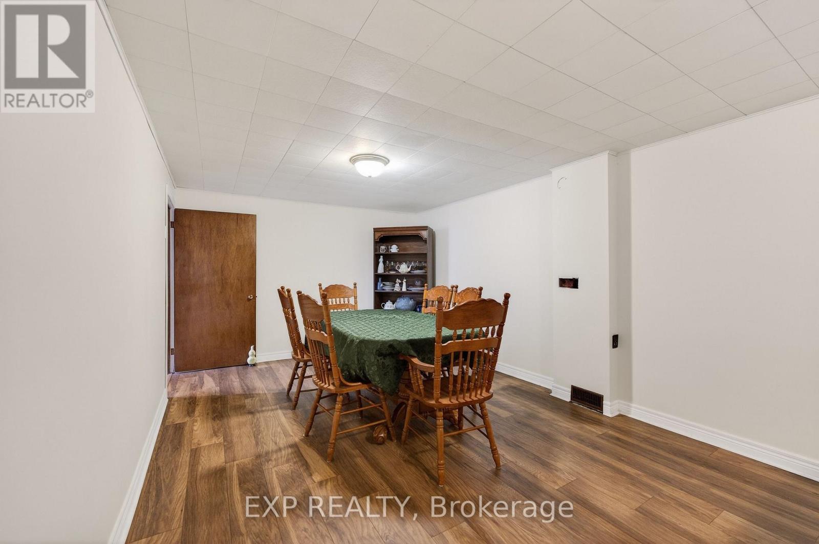 55 Parkdale Drive, Thorold, Ontario  L2V 2N7 - Photo 30 - X12853820