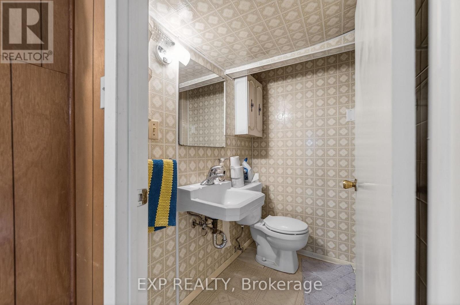 55 Parkdale Drive, Thorold, Ontario  L2V 2N7 - Photo 31 - X12853820