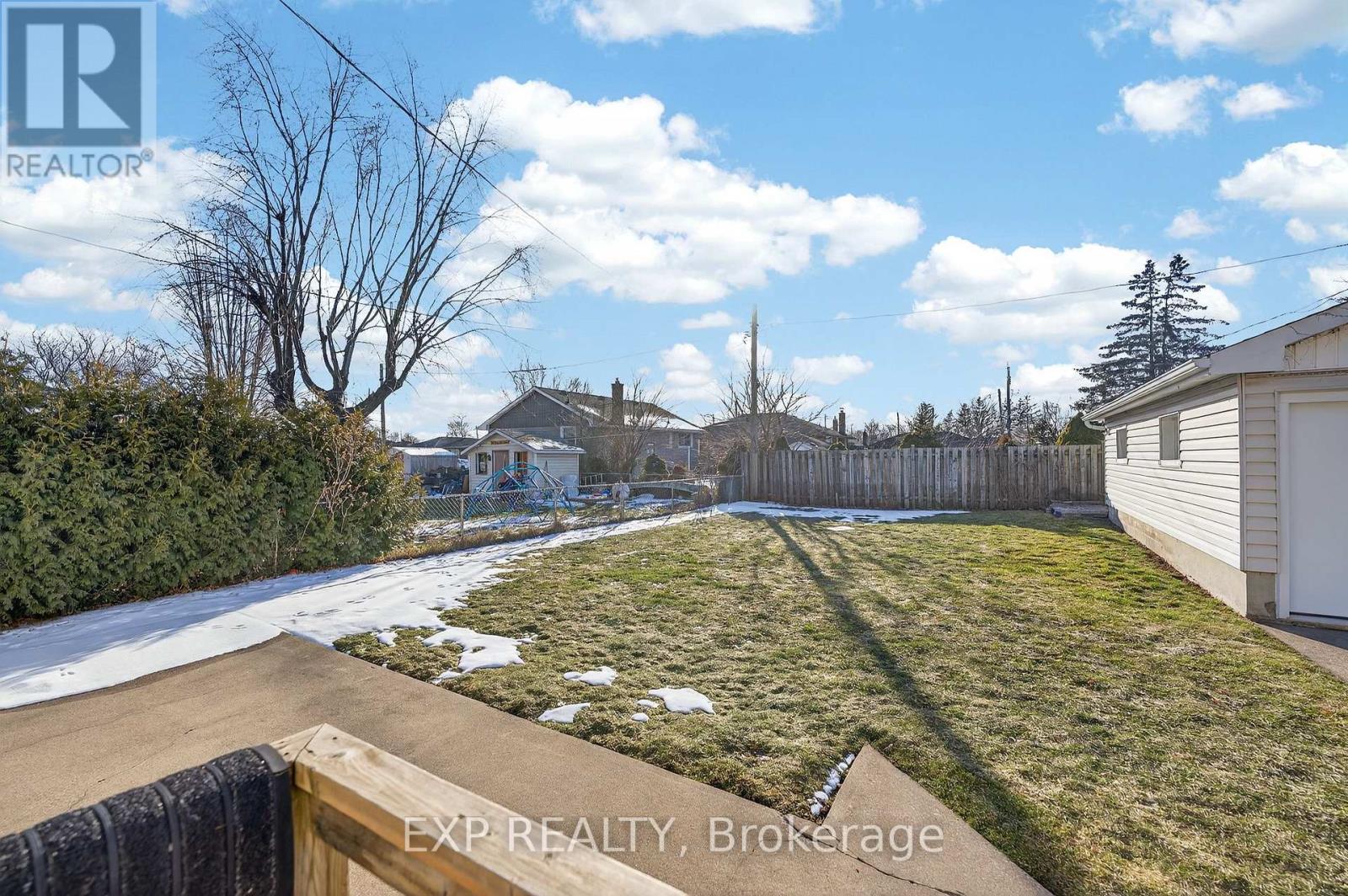 55 Parkdale Drive, Thorold, Ontario  L2V 2N7 - Photo 34 - X12853820