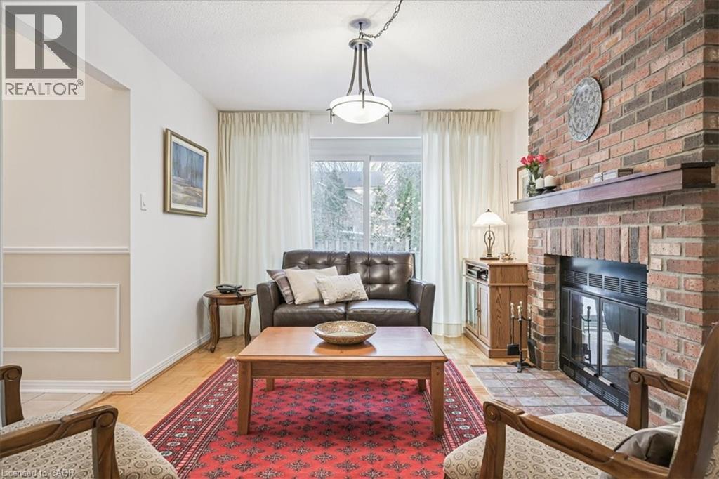 2132 Argon Court, Burlington, Ontario  L7R 4E6 - Photo 10 - 40807449