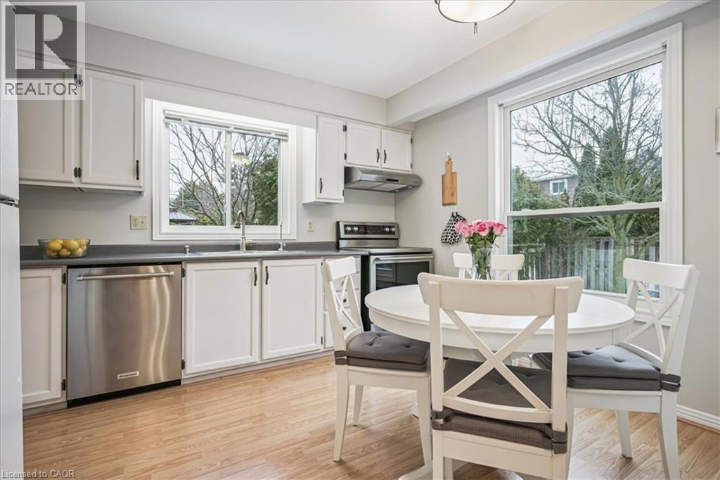 2132 Argon Court, Burlington, Ontario  L7R 4E6 - Photo 17 - 40807449