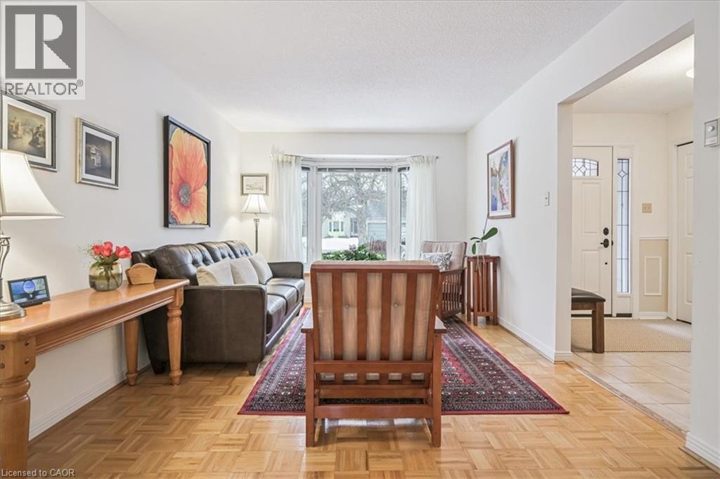 2132 Argon Court, Burlington, Ontario  L7R 4E6 - Photo 9 - 40807449