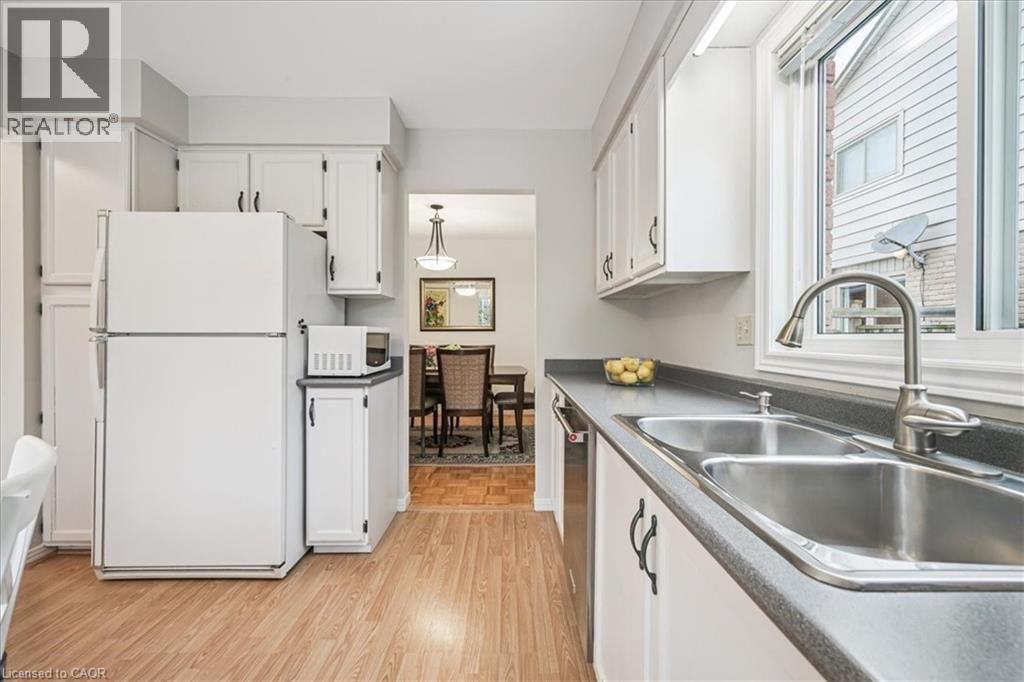 2132 Argon Court, Burlington, Ontario  L7R 4E6 - Photo 20 - 40807449