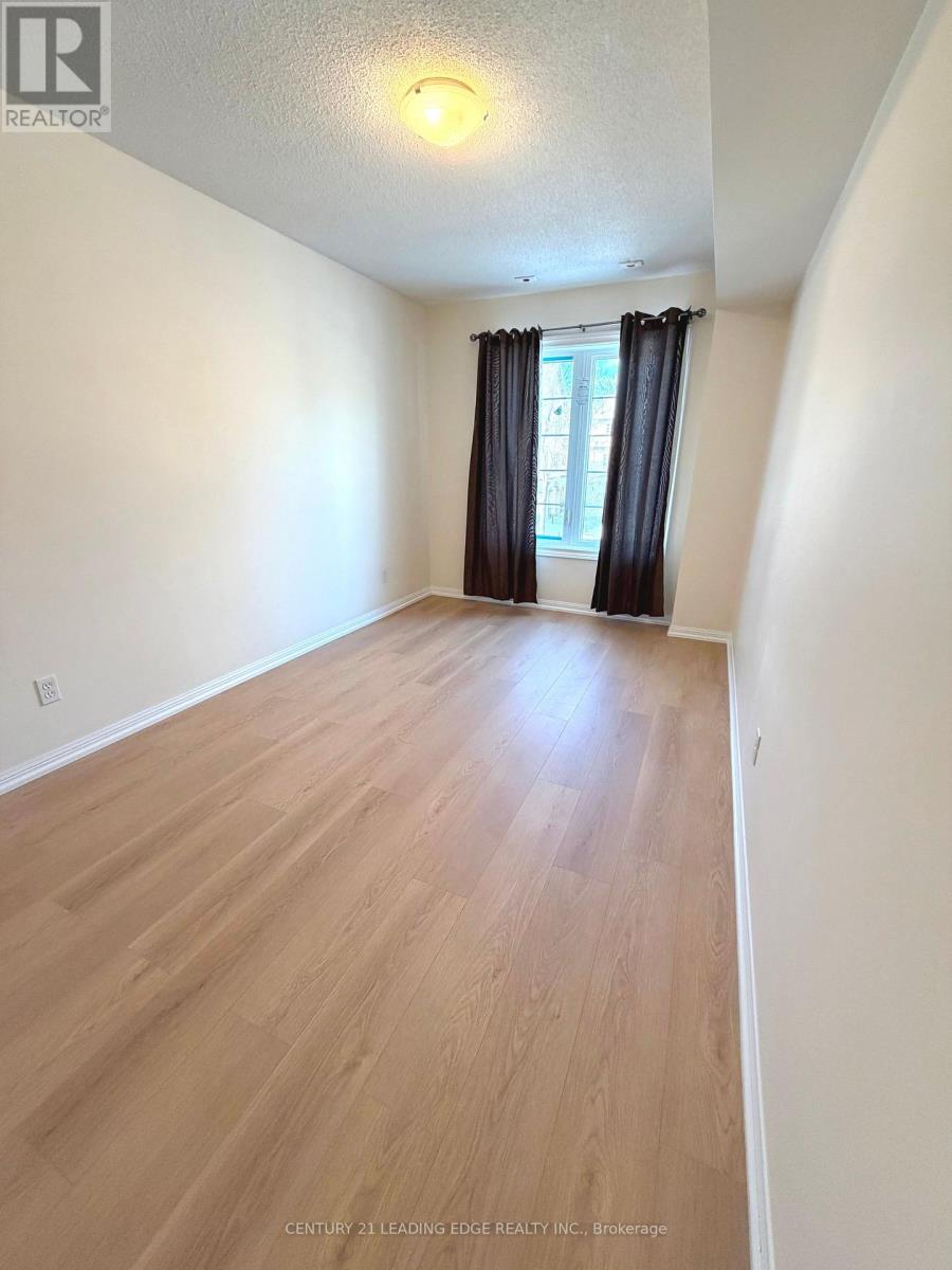 11 - 3 Alpen Way, Markham (Unionville), Ontario  L3R 4G2 - Photo 11 - N12657184