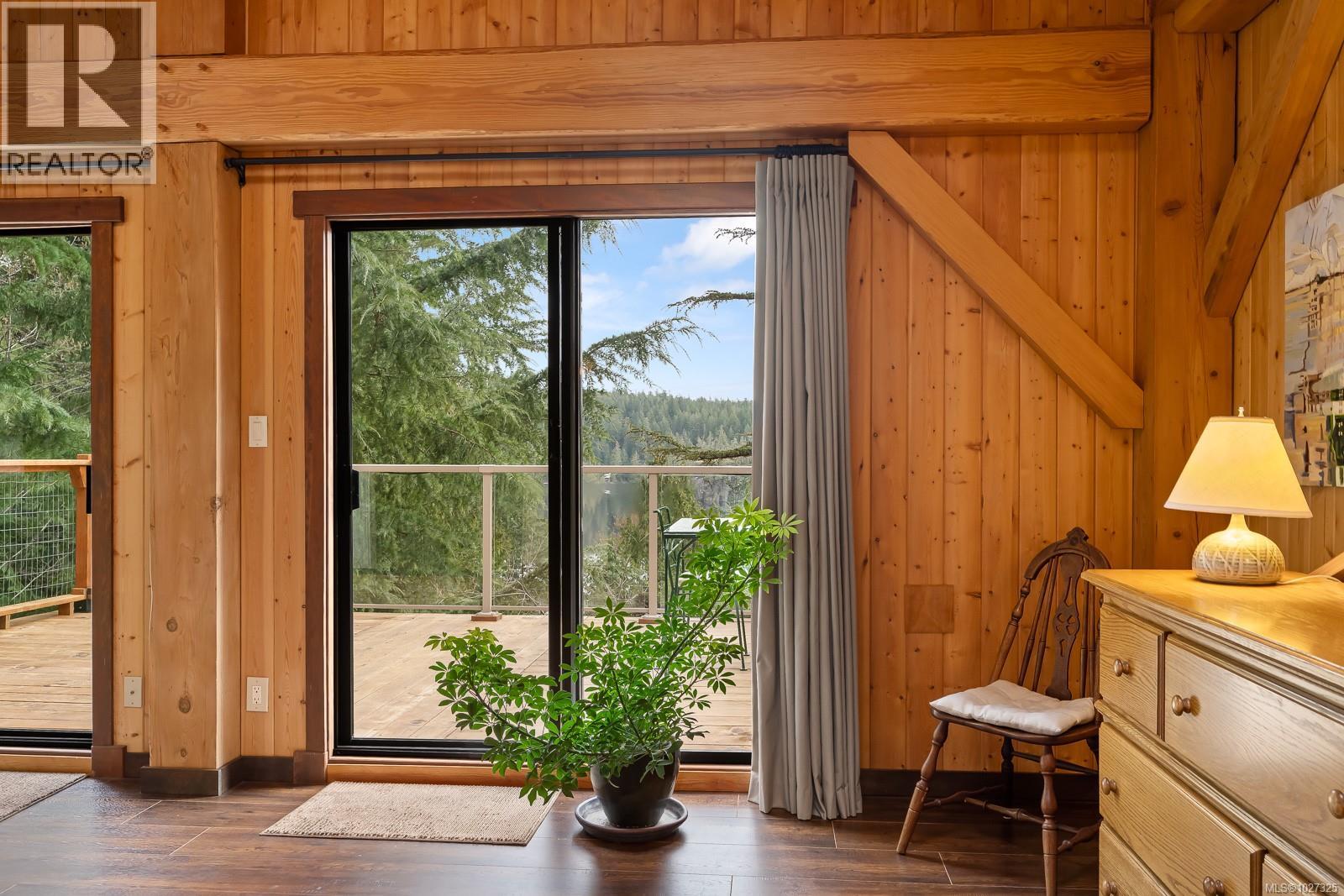 825 Austin Dr, Cortes Island, British Columbia  V0P 1K0 - Photo 23 - 1027325