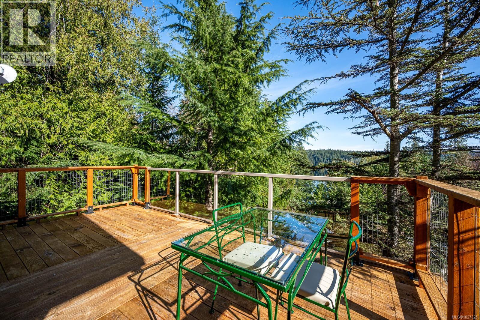 825 Austin Dr, Cortes Island, British Columbia  V0P 1K0 - Photo 24 - 1027325