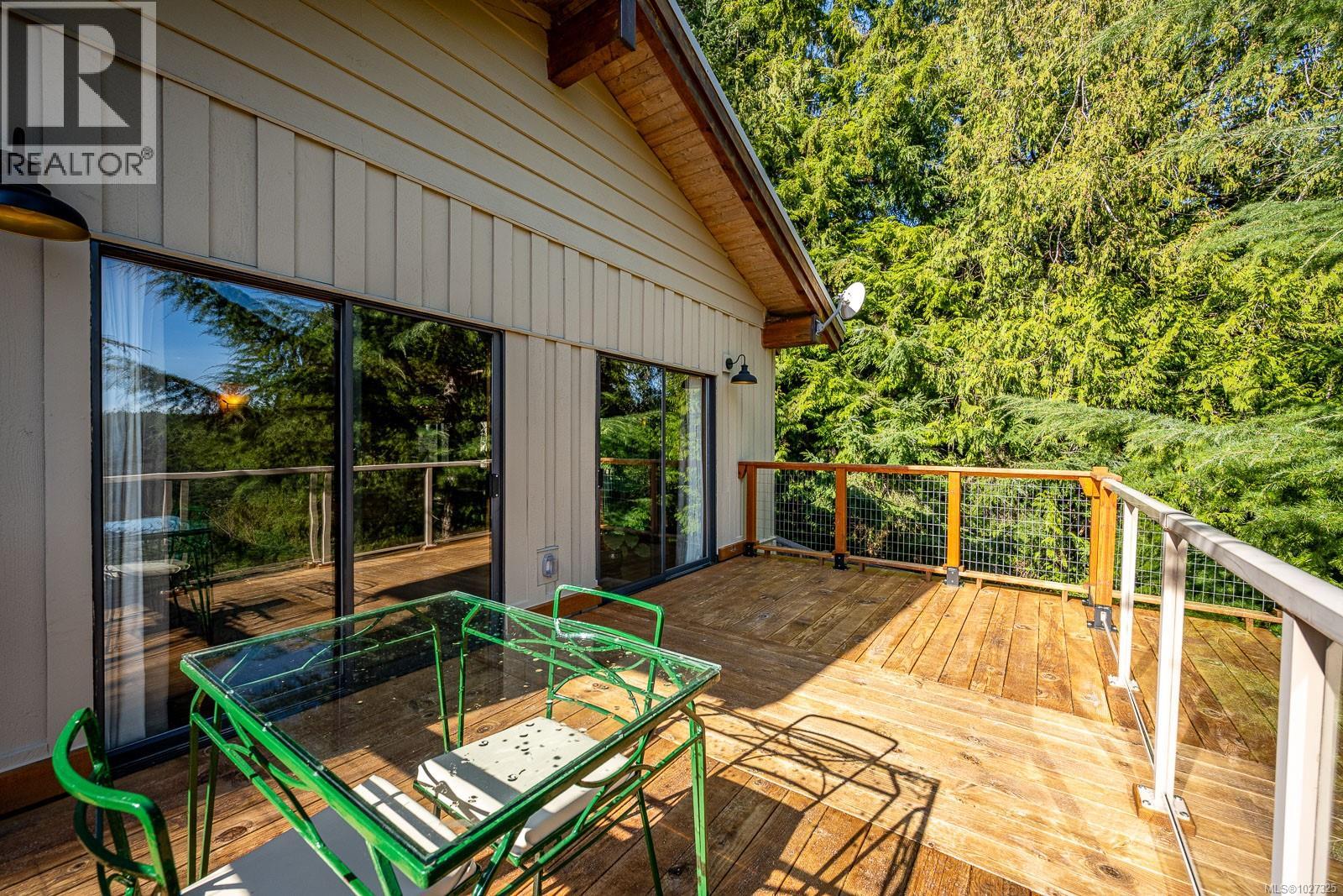 825 Austin Dr, Cortes Island, British Columbia  V0P 1K0 - Photo 25 - 1027325