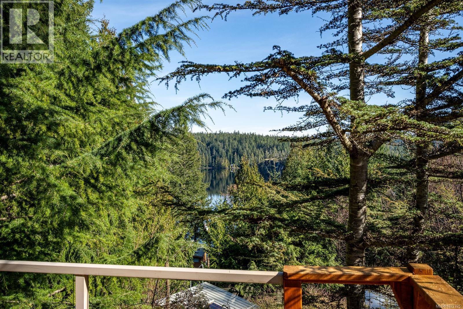 825 Austin Dr, Cortes Island, British Columbia  V0P 1K0 - Photo 26 - 1027325