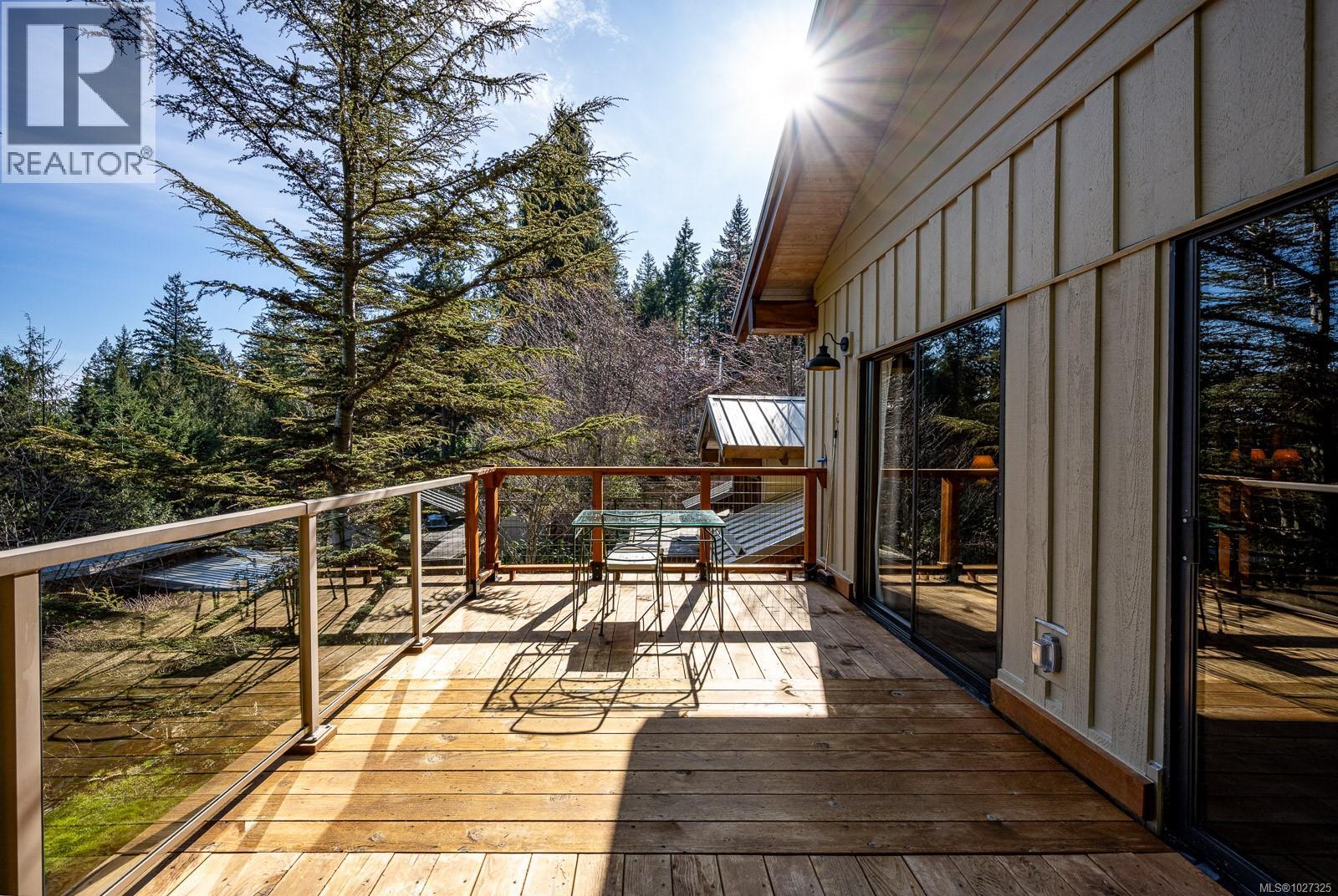 825 Austin Dr, Cortes Island, British Columbia  V0P 1K0 - Photo 27 - 1027325