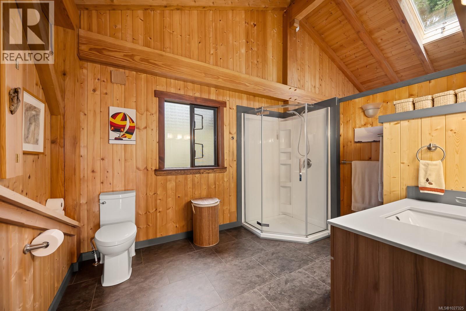 825 Austin Dr, Cortes Island, British Columbia  V0P 1K0 - Photo 28 - 1027325