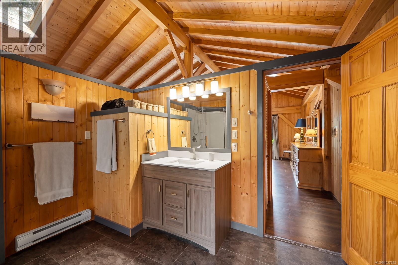 825 Austin Dr, Cortes Island, British Columbia  V0P 1K0 - Photo 30 - 1027325