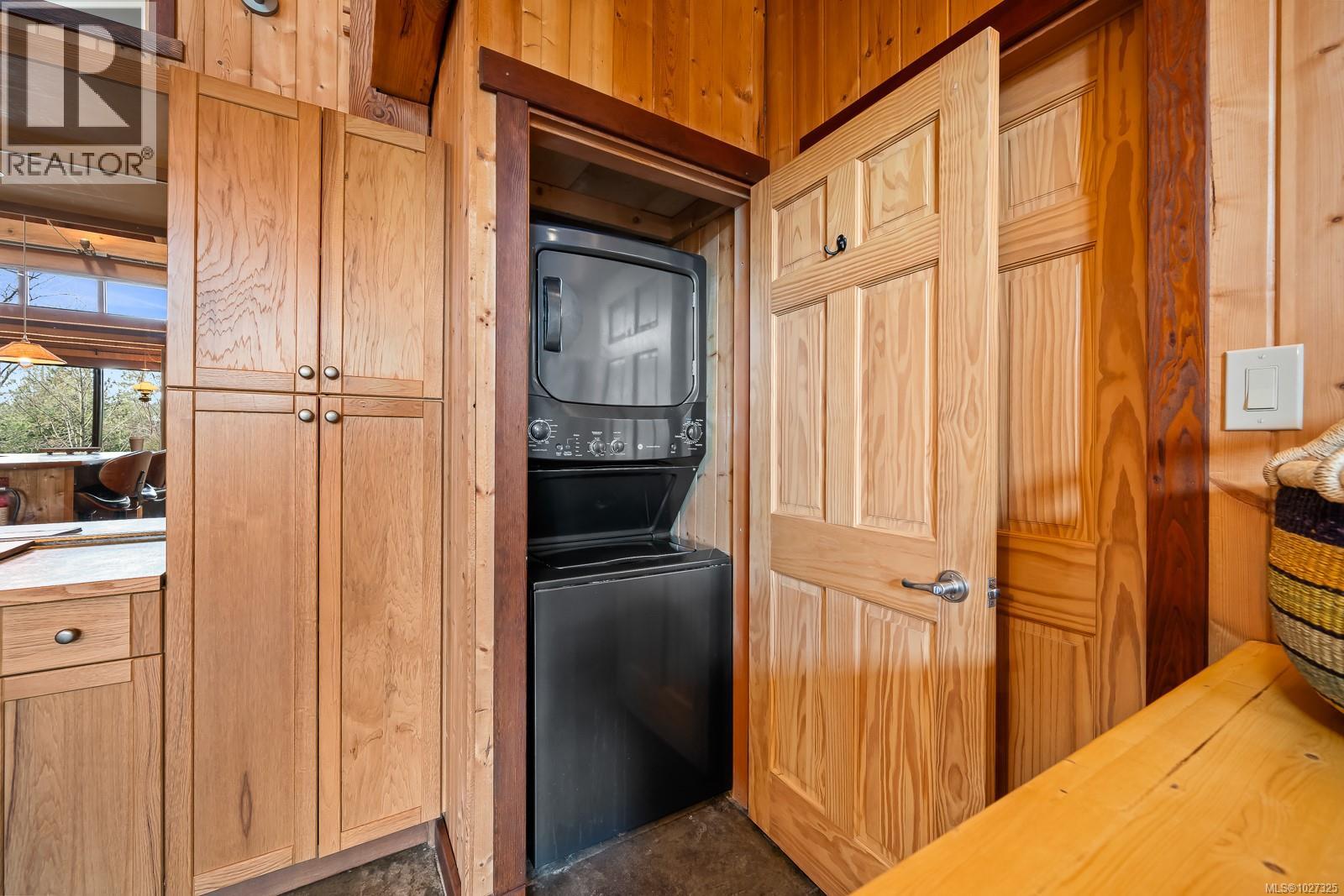 825 Austin Dr, Cortes Island, British Columbia  V0P 1K0 - Photo 41 - 1027325