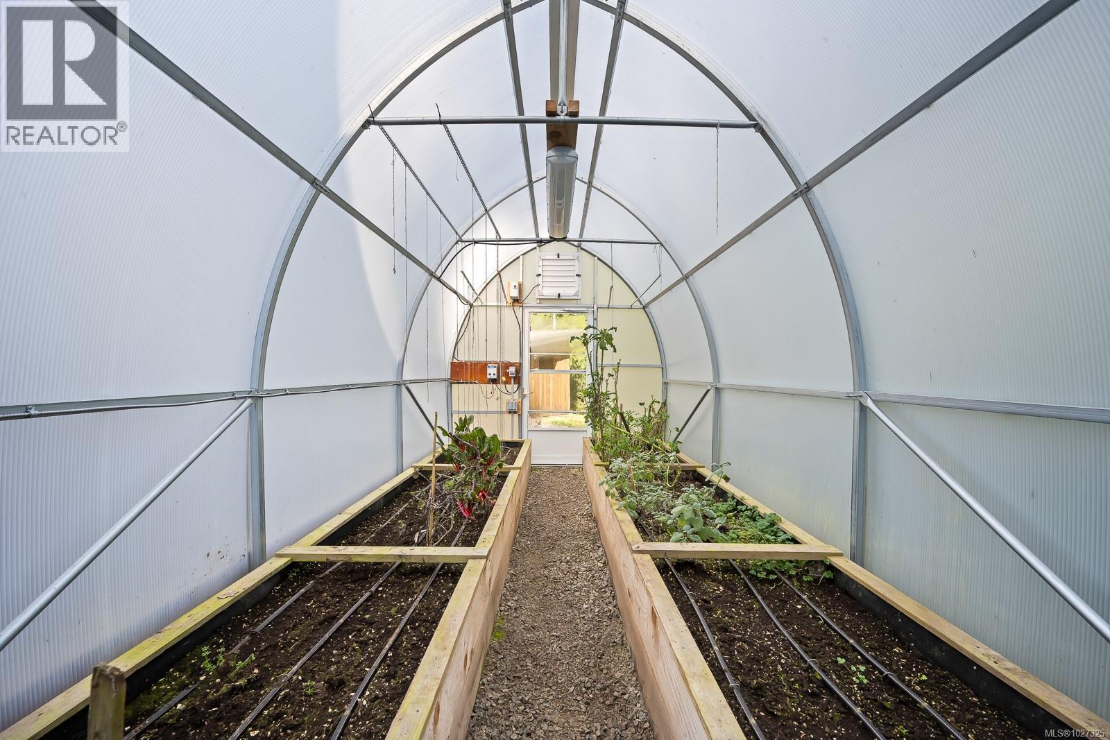 825 Austin Dr, Cortes Island, British Columbia  V0P 1K0 - Photo 53 - 1027325