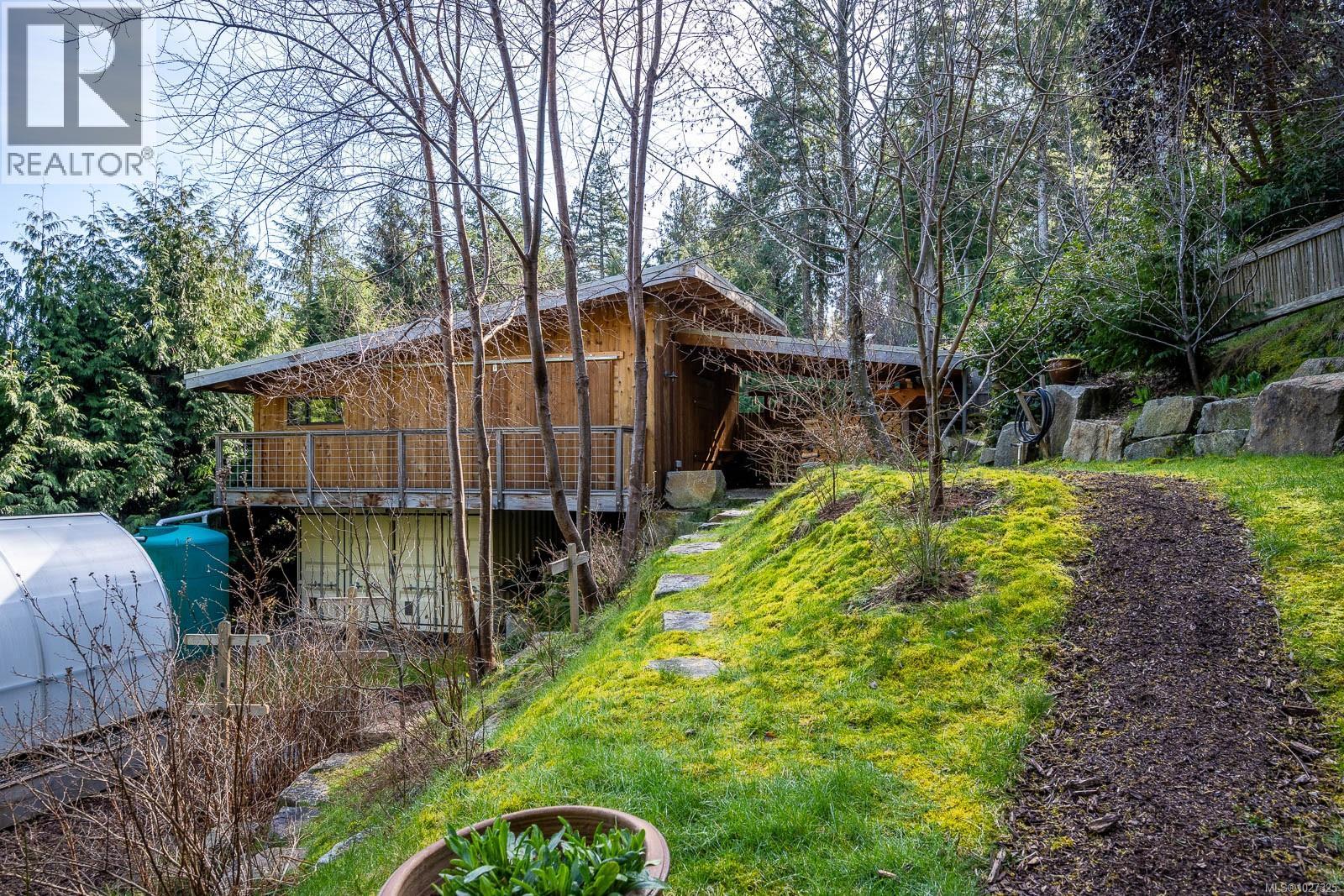 825 Austin Dr, Cortes Island, British Columbia  V0P 1K0 - Photo 56 - 1027325