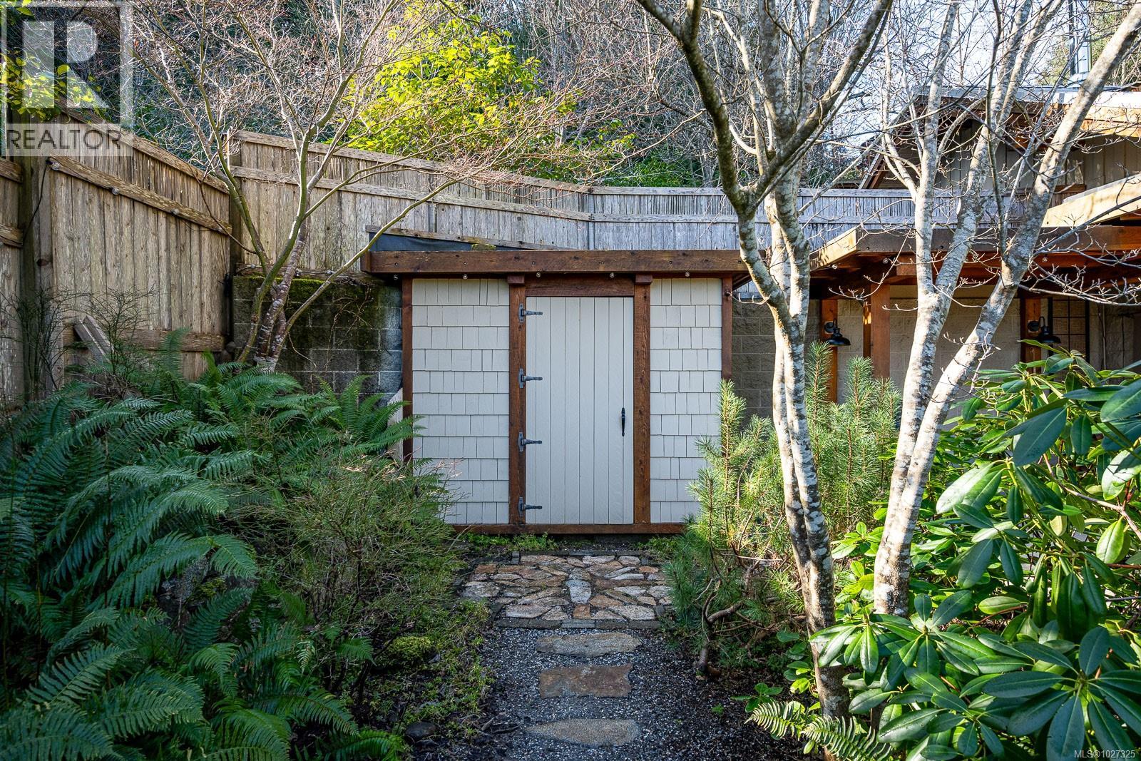 825 Austin Dr, Cortes Island, British Columbia  V0P 1K0 - Photo 58 - 1027325