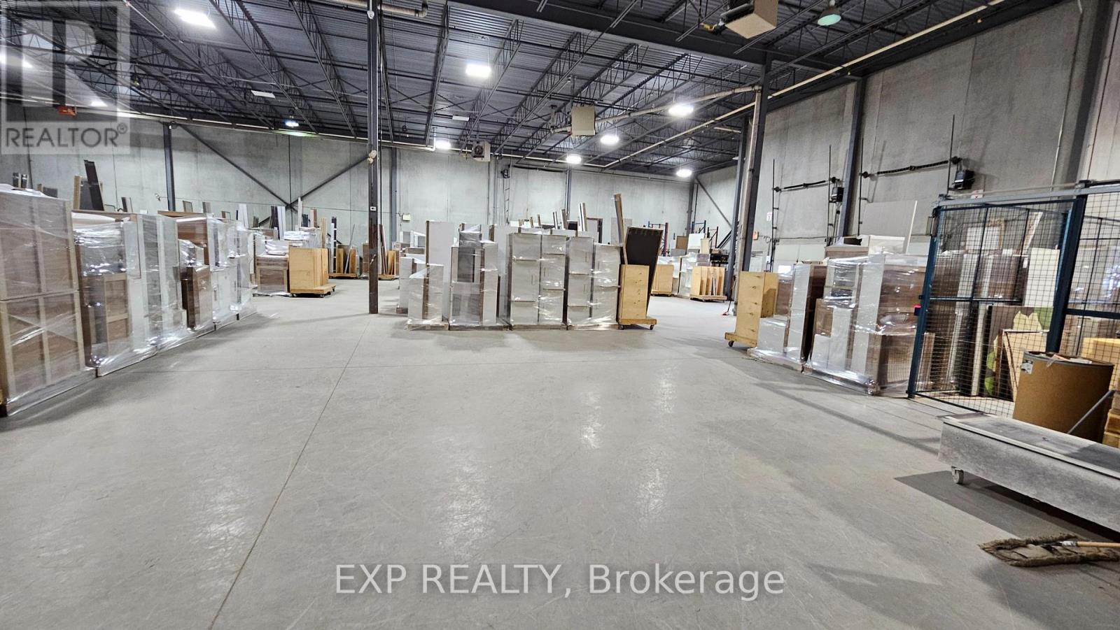 Unit 1 & 2 - 118 Milvan Drive, Toronto, Ontario  M9L 1Z9 - Photo 16 - W12817650