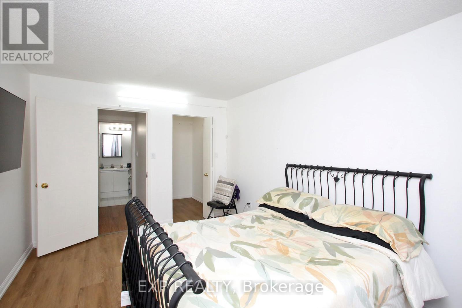 606 - 3 Hickory Tree Road, Toronto, Ontario  M9N 3W5 - Photo 32 - W12744316