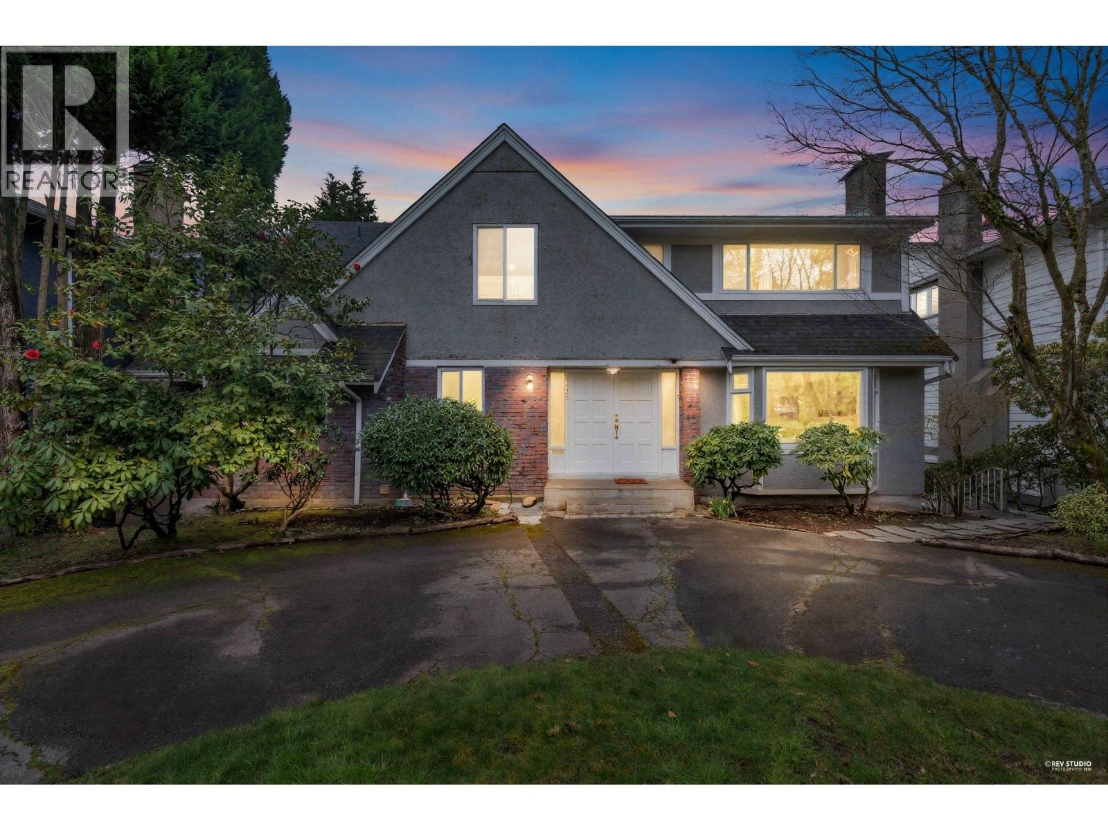 4425 Maple Street, Vancouver, British Columbia  V6J 3V9 - Photo 1 - R3096913