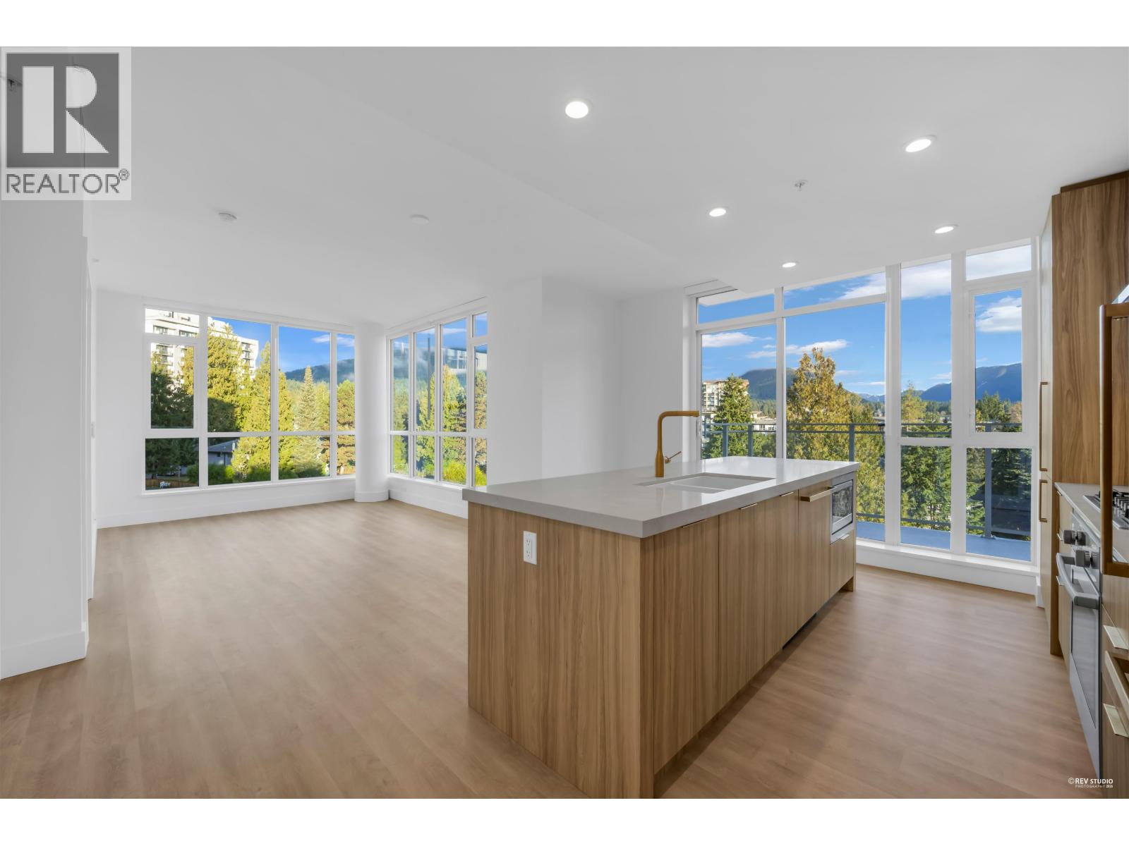 607 2385 Emery Court, North Vancouver, British Columbia  V7J 0E8 - Photo 13 - R3096908