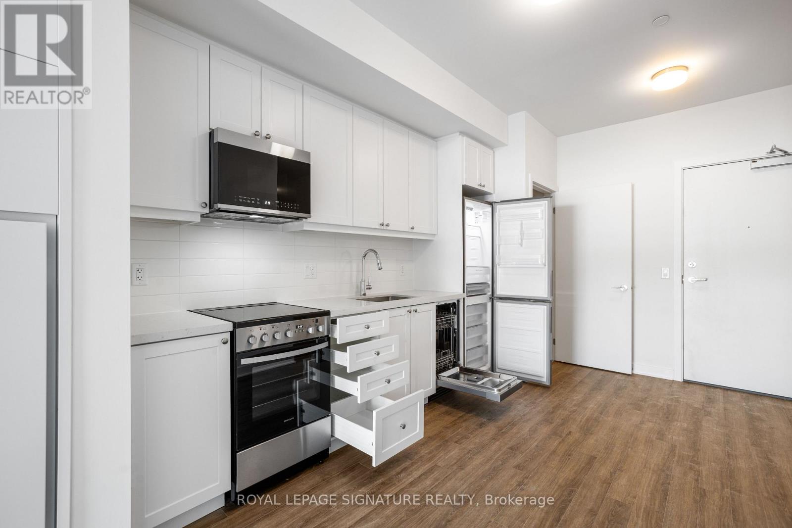 108 - 51 Clarington Boulevard, Clarington (Bowmanville), Ontario  L1C 0A1 - Photo 4 - E12853730