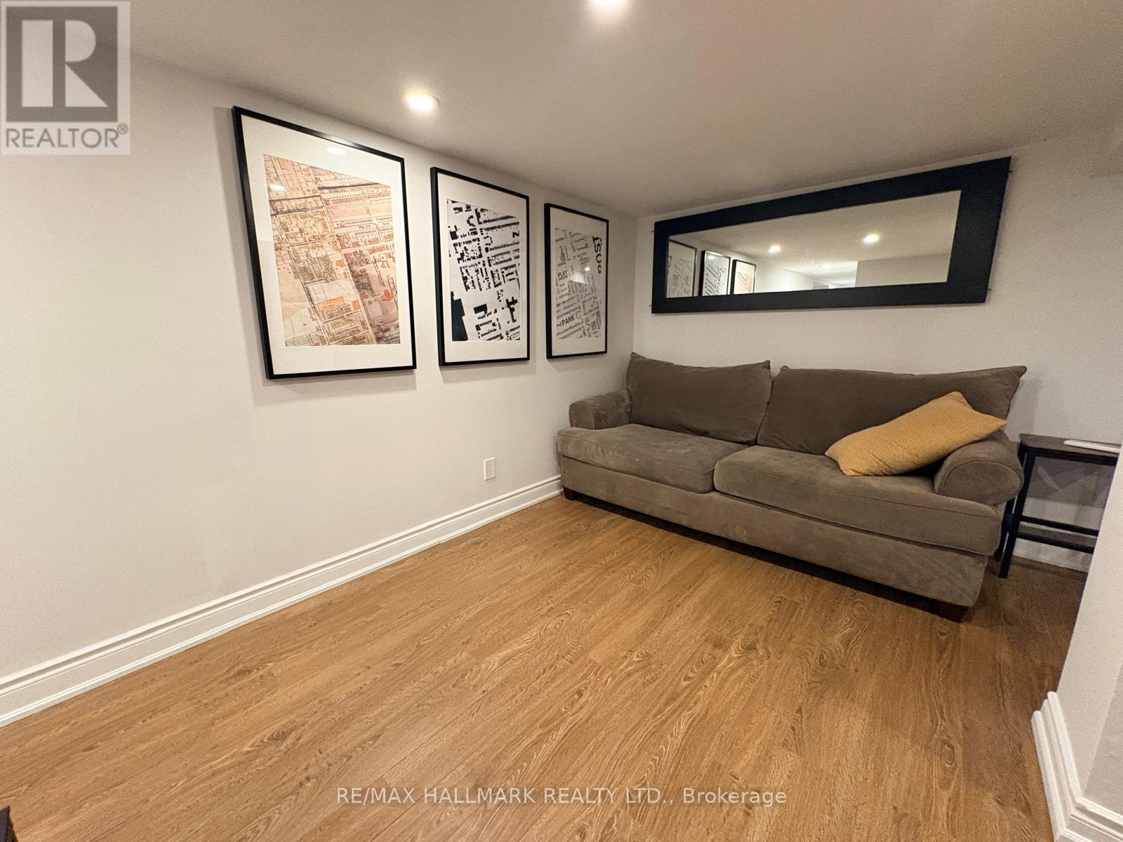 A - 1381 Queen Street E, Toronto (Greenwood-Coxwell), Ontario  M4L 1C7 - Photo 10 - E12853818