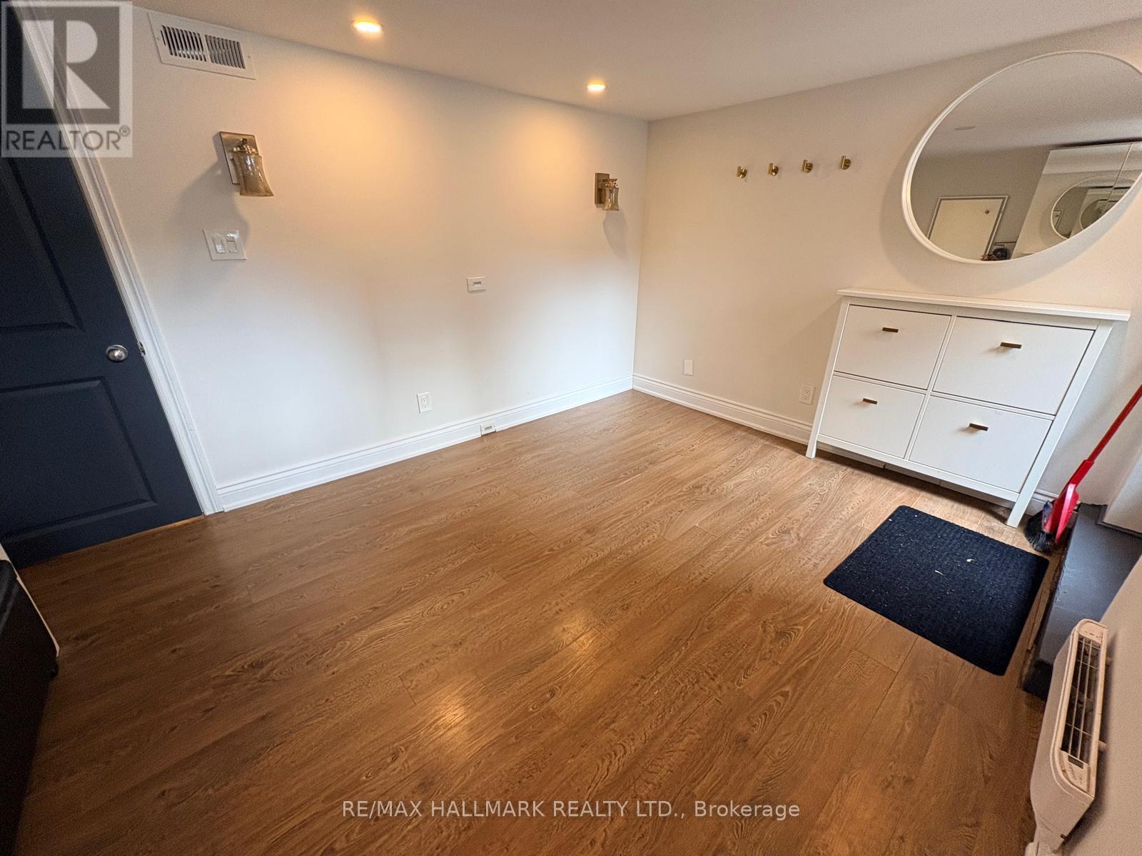 A - 1381 Queen Street E, Toronto (Greenwood-Coxwell), Ontario  M4L 1C7 - Photo 17 - E12853818