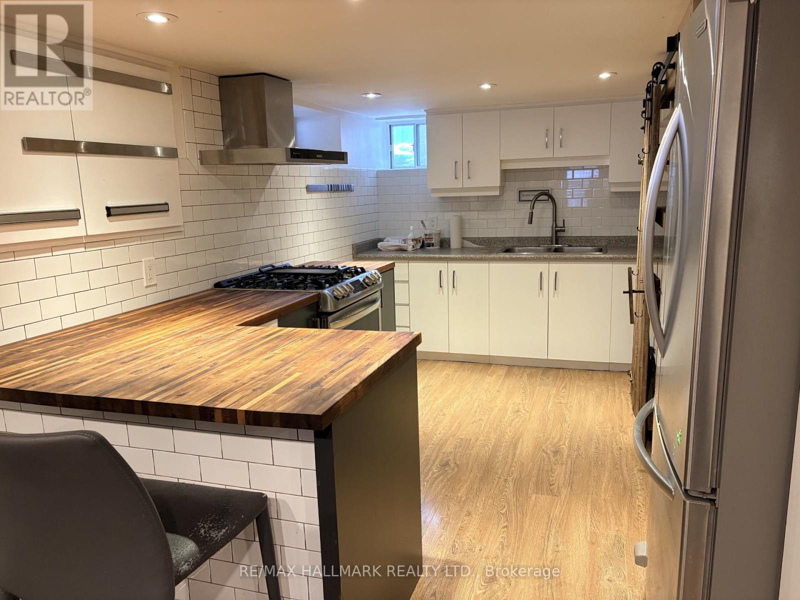 A - 1381 Queen Street E, Toronto (Greenwood-Coxwell), Ontario  M4L 1C7 - Photo 6 - E12853818