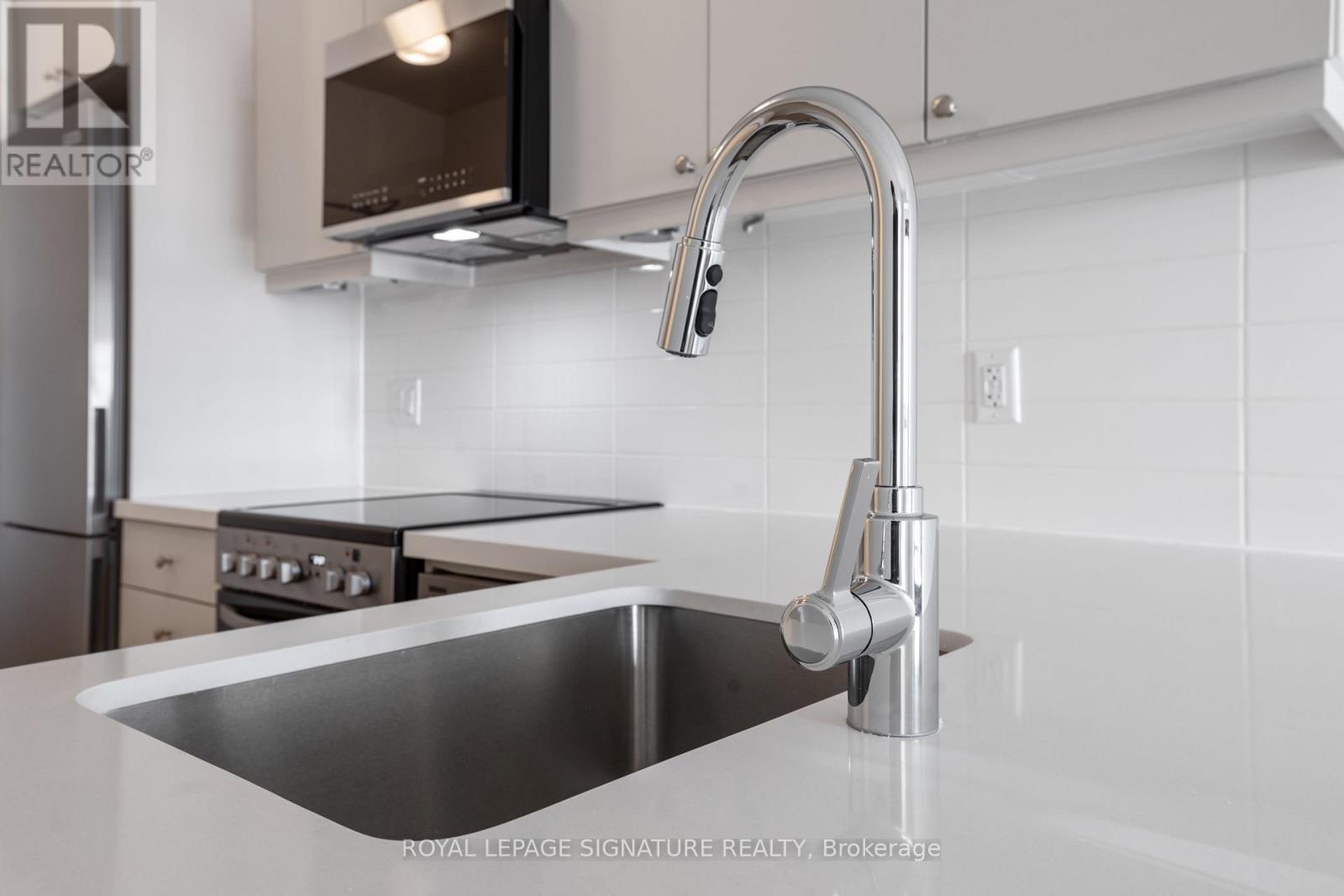 505 - 51 Clarington Boulevard, Clarington (Bowmanville), Ontario  L1C 0A1 - Photo 5 - E12853858