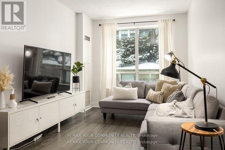 111 - 48 Suncrest Boulevard, Markham, Ontario  L3T 7Y6 - Photo 4 - N12853716