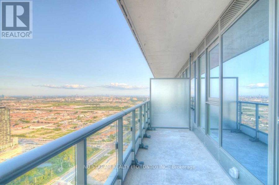 5805 - 950 PORTAGE PARKWAY, Vaughan, Ontario