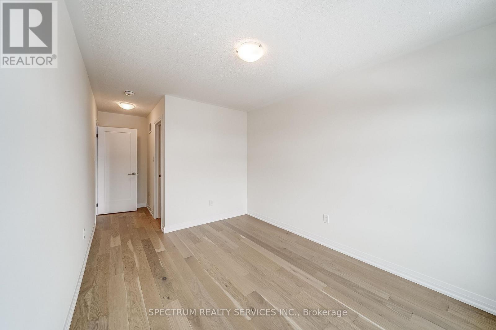 87 Adario Crescent, Vaughan (Vellore Village), Ontario  L4H 4P7 - Photo 33 - N12853742