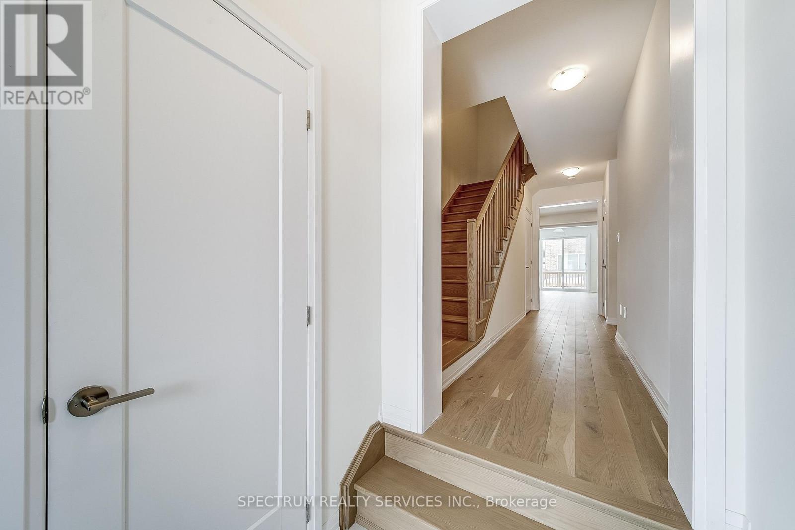 87 Adario Crescent, Vaughan (Vellore Village), Ontario  L4H 4P7 - Photo 6 - N12853742