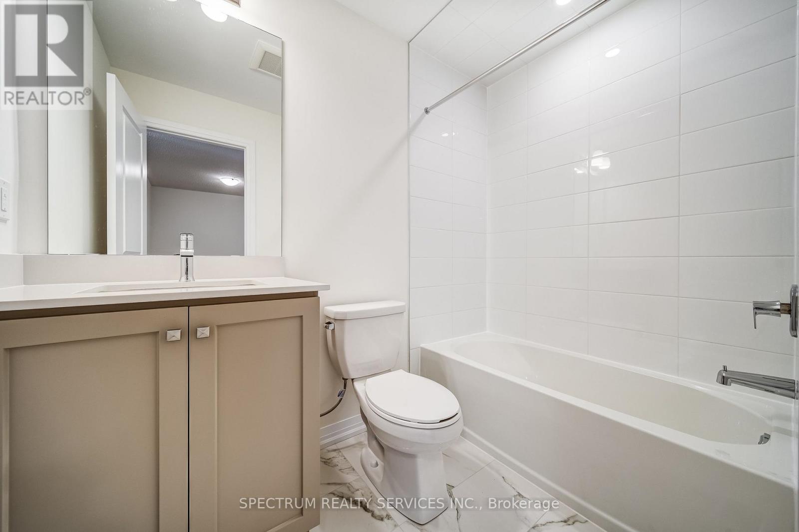 132 Adario Crescent, Vaughan (Vellore Village), Ontario  L4H 4P7 - Photo 28 - N12853762