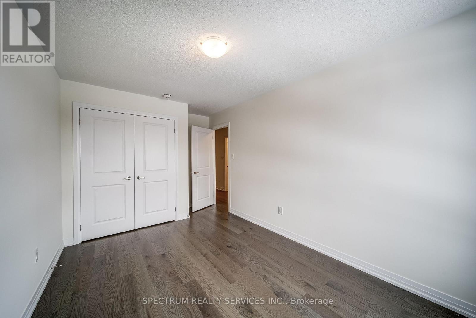 136 Adario Crescent, Vaughan (Vellore Village), Ontario  L4H 4P7 - Photo 27 - N12853776