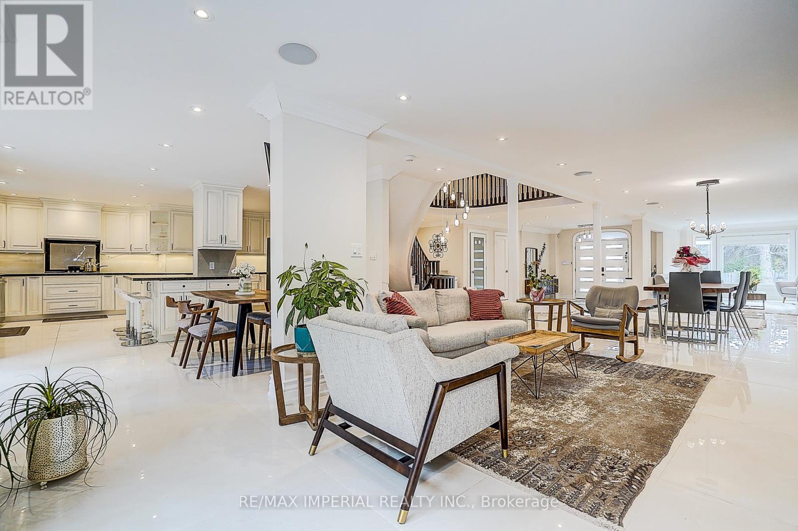 50 Kings Cross Avenue, Richmond Hill (Bayview Hill), Ontario  L4B 2S9 - Photo 15 - N12853876