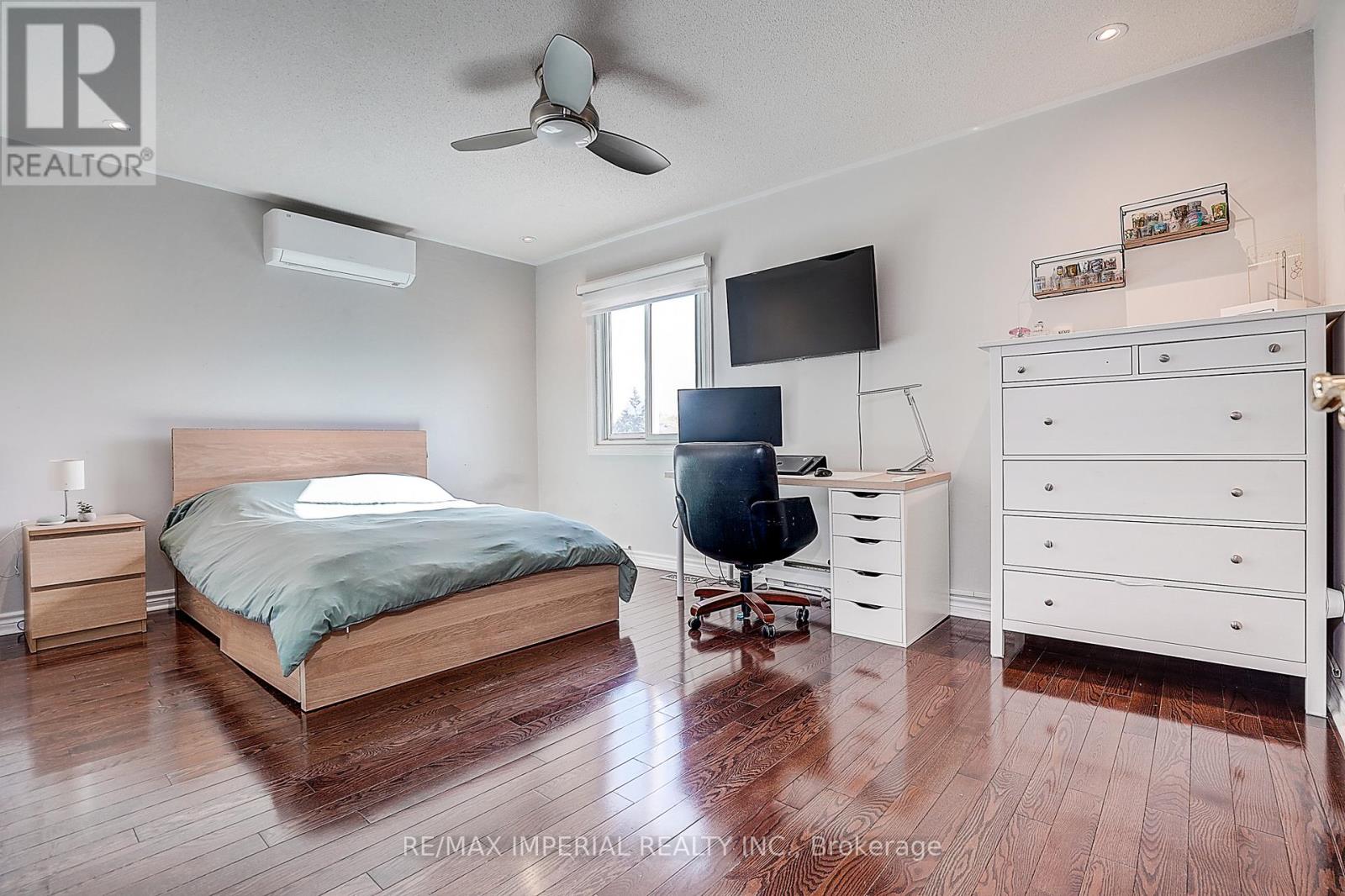 50 Kings Cross Avenue, Richmond Hill (Bayview Hill), Ontario  L4B 2S9 - Photo 25 - N12853876