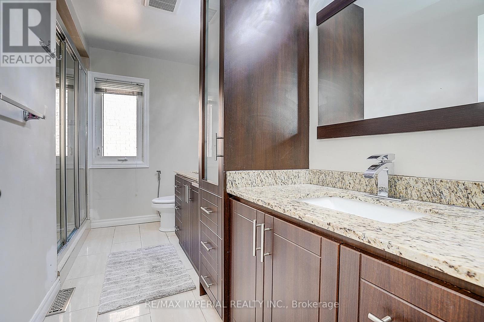 50 Kings Cross Avenue, Richmond Hill (Bayview Hill), Ontario  L4B 2S9 - Photo 26 - N12853876