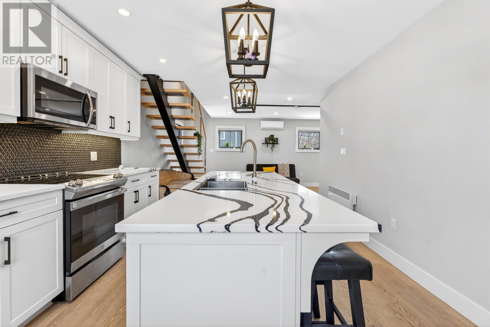 201 52 Sydney Street, Charlottetown, Prince Edward Island  C1A 1G2 - Photo 10 - 202604001