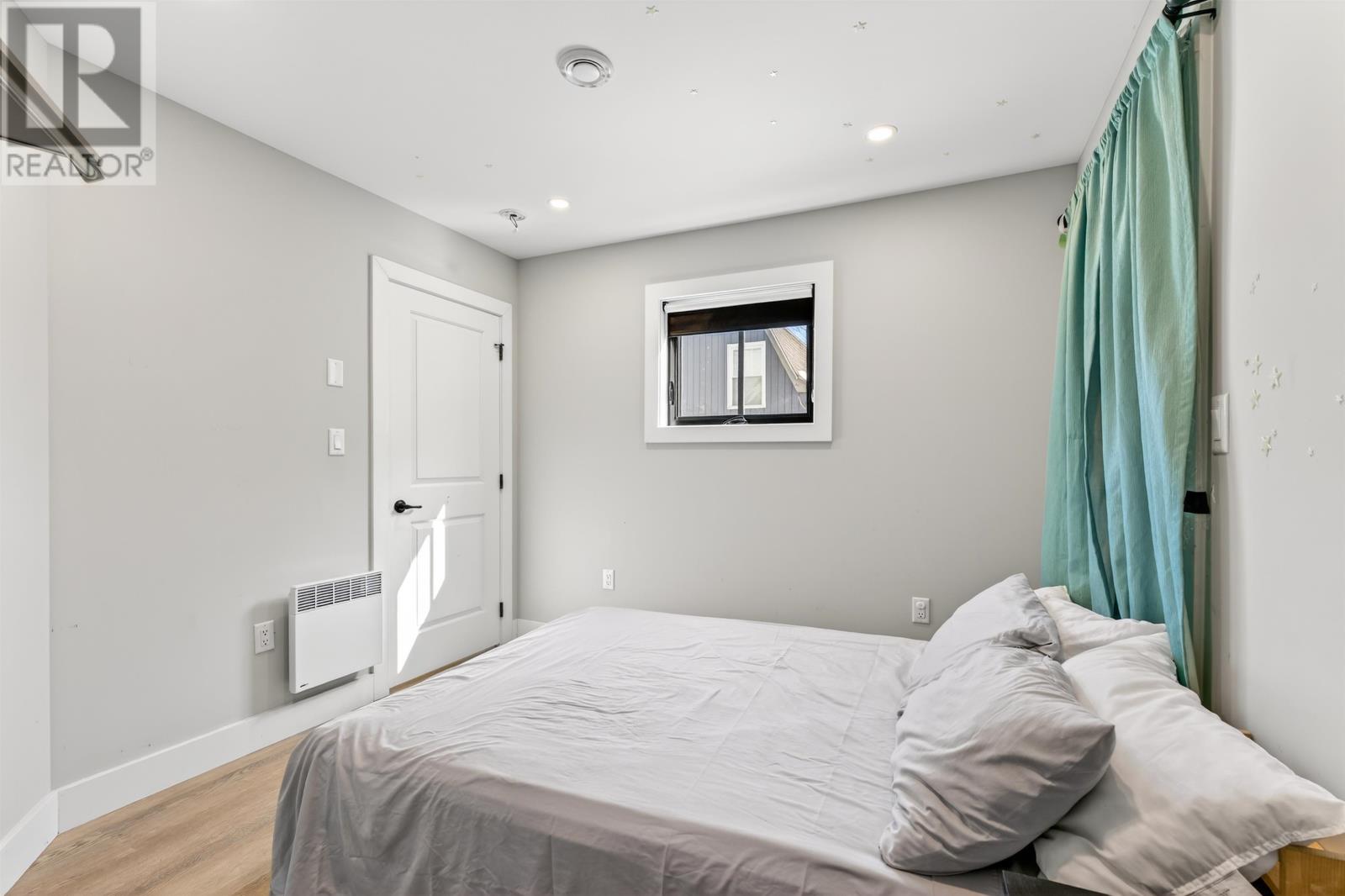 201 52 Sydney Street, Charlottetown, Prince Edward Island  C1A 1G2 - Photo 25 - 202604001