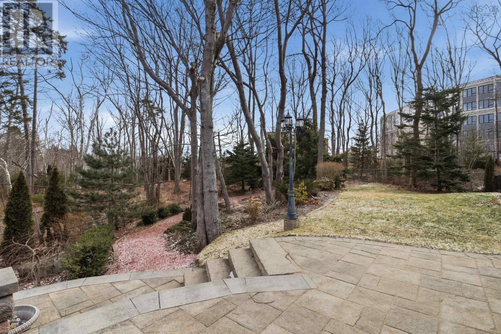 12 Canary Crescent, Halifax, Nova Scotia  B3M 1R1 - Photo 35 - 202601186