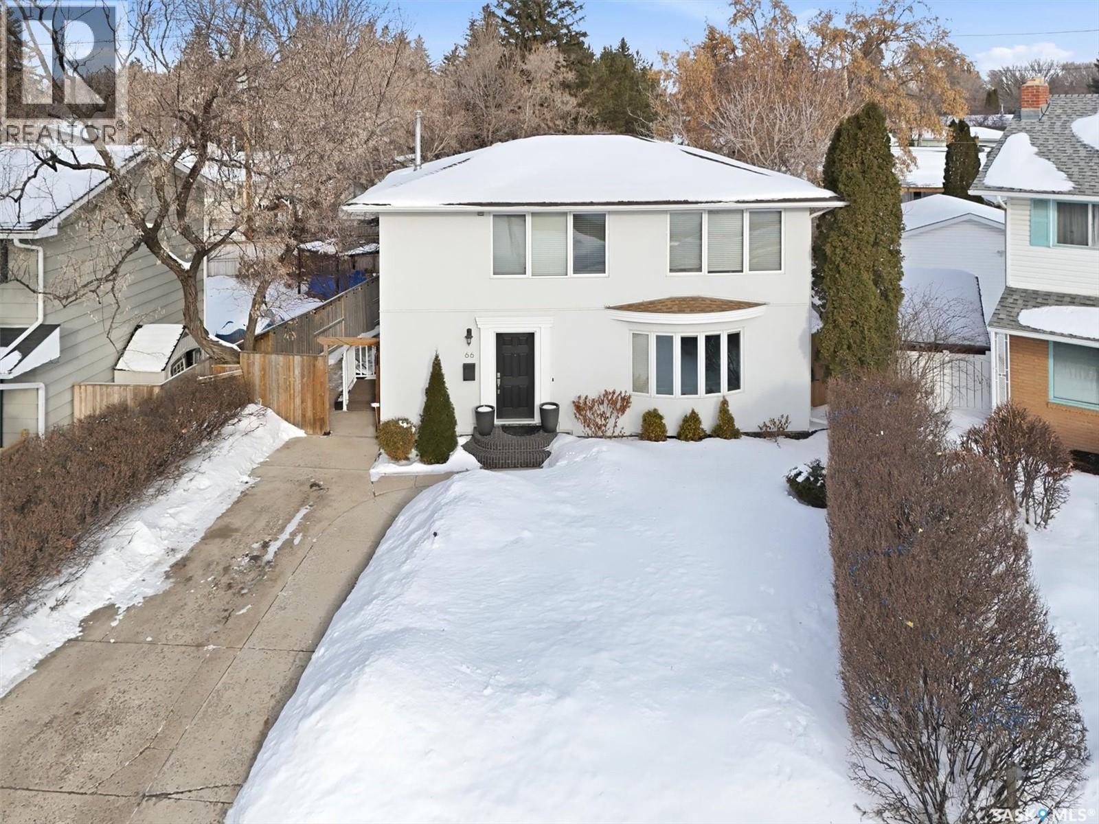 66 Murphy Crescent, Saskatoon, Saskatchewan  S7J 2T4 - Photo 4 - SK029855