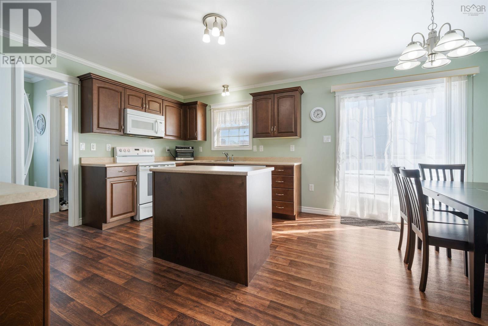 18 Parkview Drive, New Glasgow, Nova Scotia  B2H 0E6 - Photo 4 - 202603999