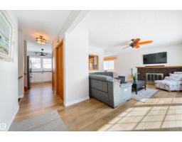 15714 89A AV NW, Edmonton, Alberta