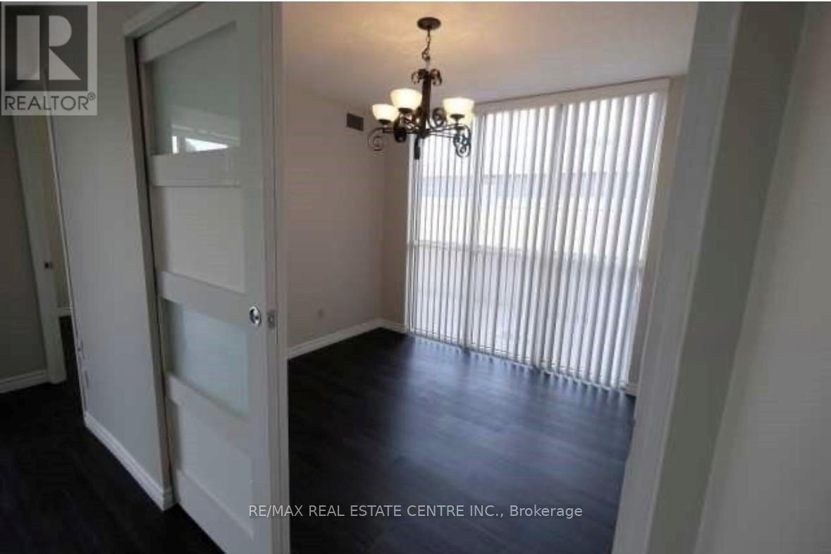 209 - 285 Enfield Place, Mississauga, Ontario  L5B 4L8 - Photo 16 - W12853790