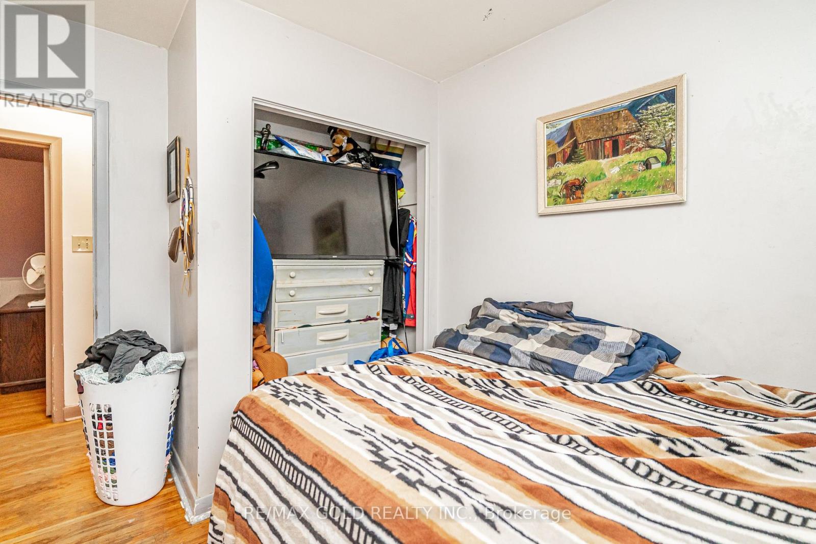 521 Sandbrook Road, Oakville (Wo West), Ontario  L6L 4M6 - Photo 26 - W12853862