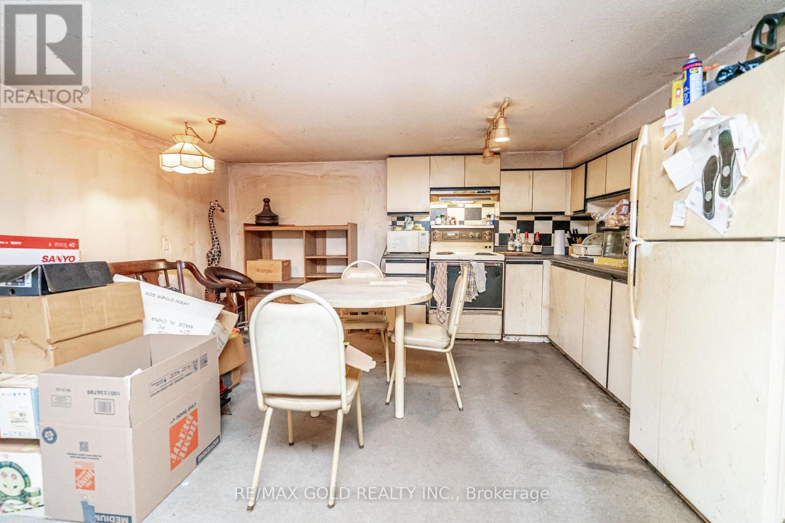 521 Sandbrook Road, Oakville (Wo West), Ontario  L6L 4M6 - Photo 32 - W12853862