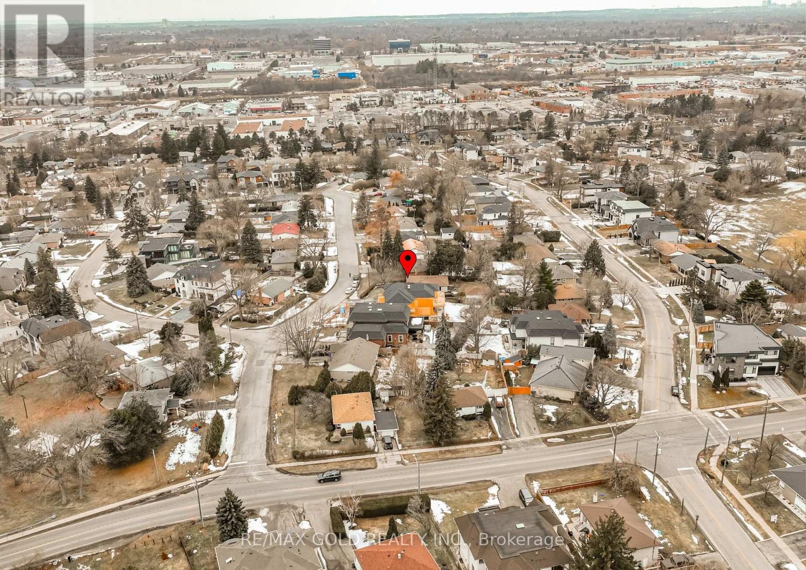 521 Sandbrook Road, Oakville (Wo West), Ontario  L6L 4M6 - Photo 47 - W12853862