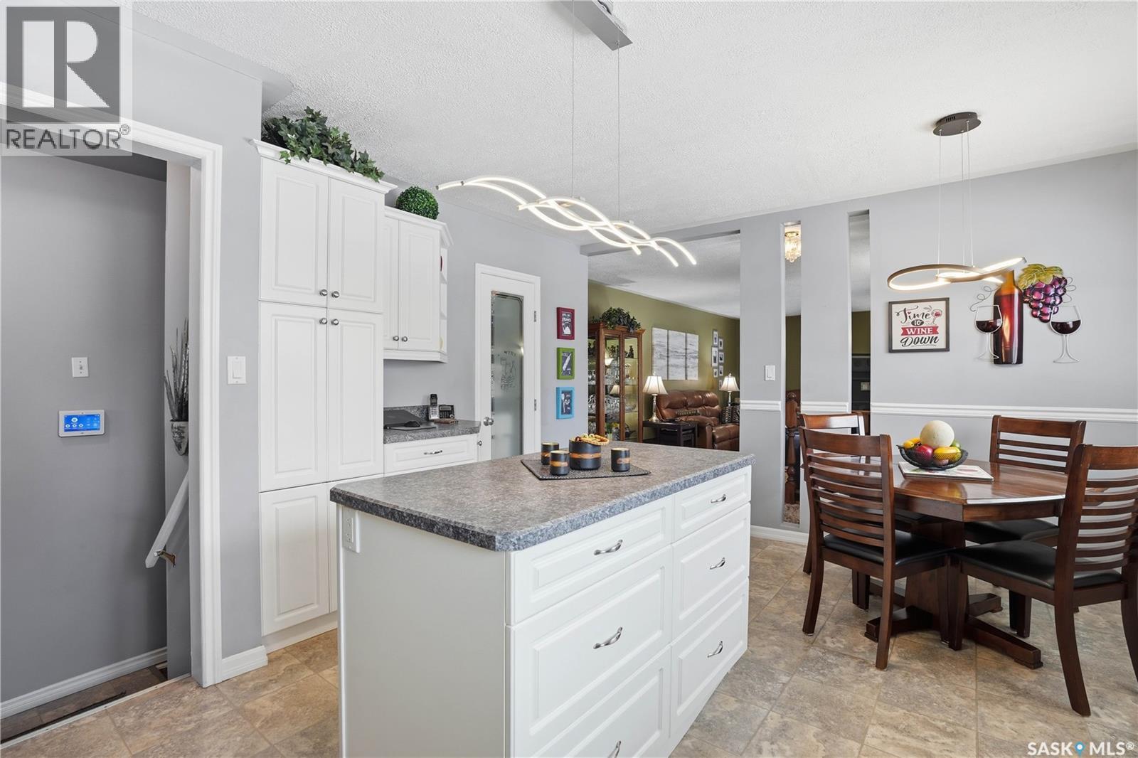 1922 8th Avenue N, Regina, Saskatchewan  S4R 0G6 - Photo 16 - SK029863